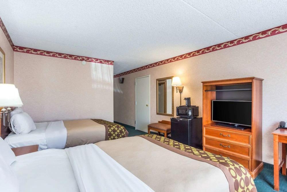 Lotus By Hotel Inn بويسي المظهر الخارجي الصورة